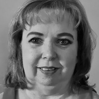 Black and white photo of Karen Smit