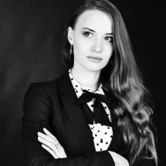 Black and white photo of Anastasiya Zhyrmont